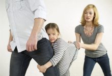 Фото - Манипуляции родителей детьми при разводе