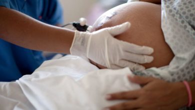 Фото - 56-летняя американка забеременела собственным внуком